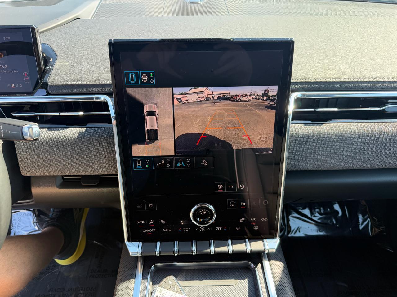 GMC Sierra EV e4WD Crew Cab Standard Range Elevation 2026