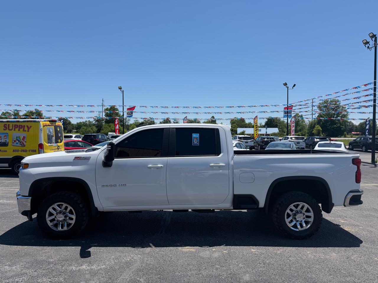 Chevrolet Silverado 2500HD 4WD Crew Cab 159" LT 2023