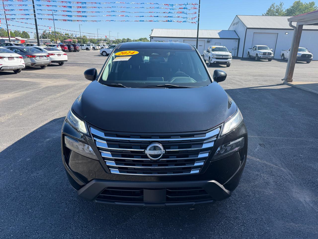 Nissan Rogue FWD SV 2024
