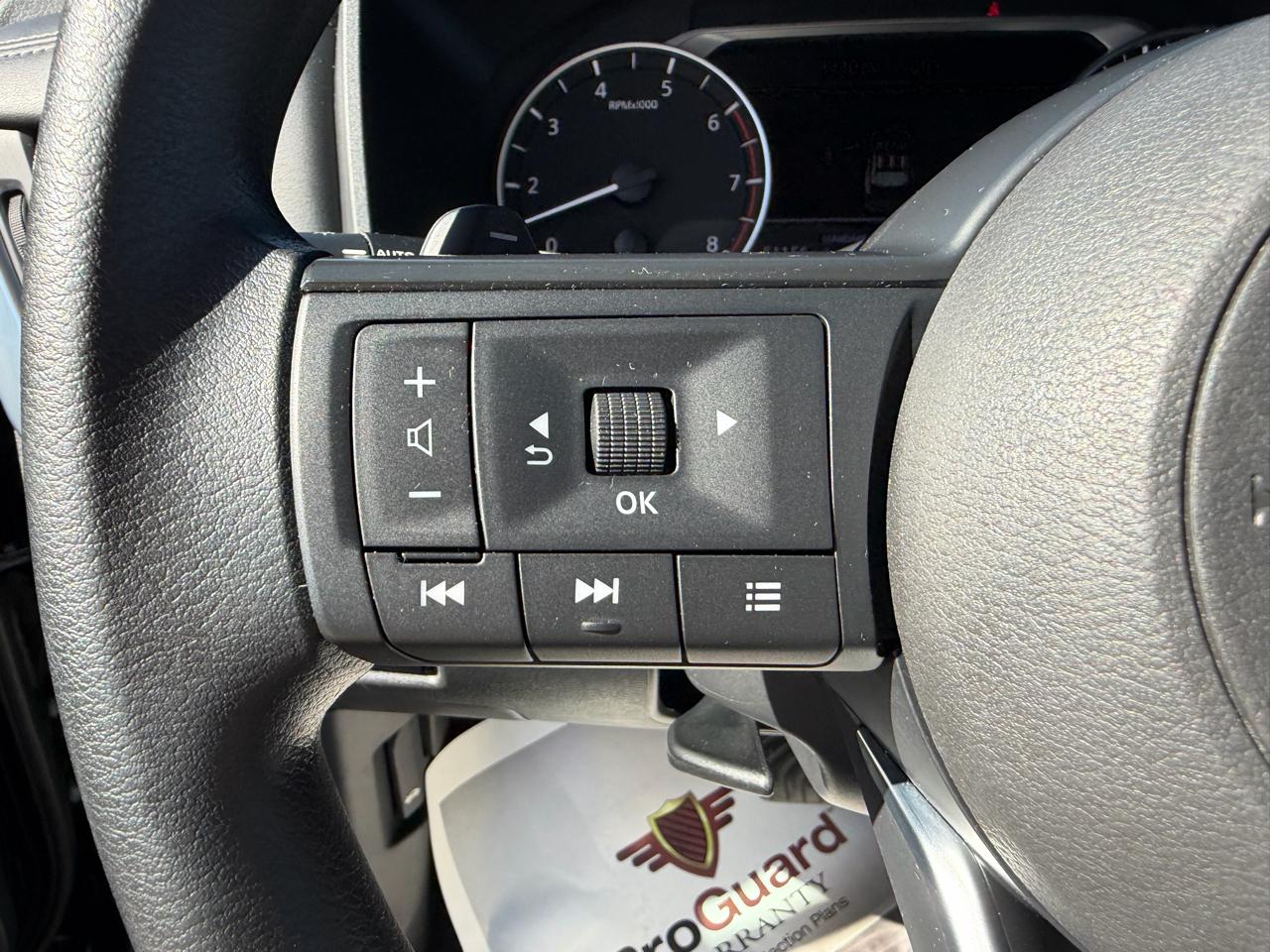Nissan Rogue FWD SV 2024