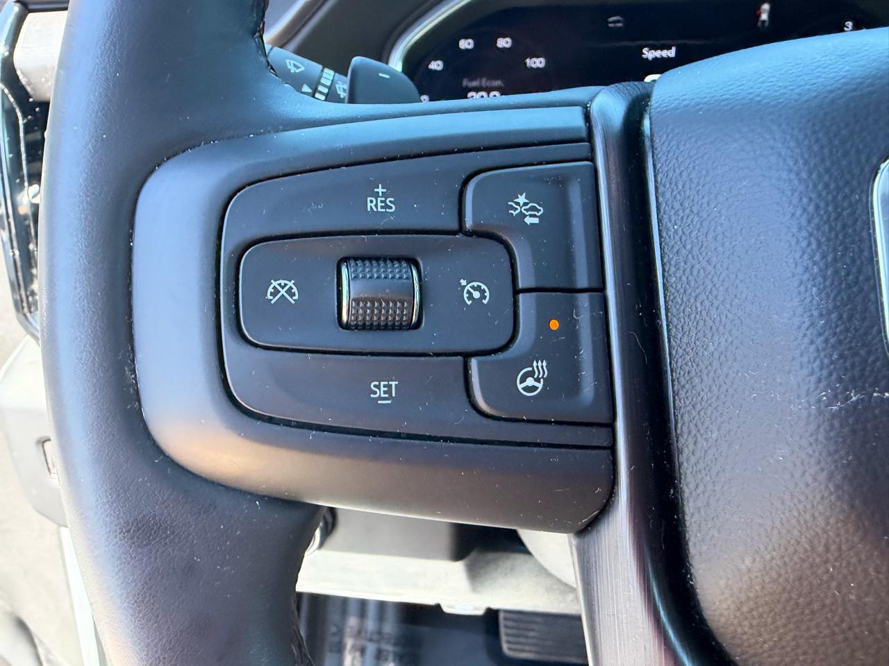 GMC Sierra 1500 4WD Crew Cab 147" AT4 2023