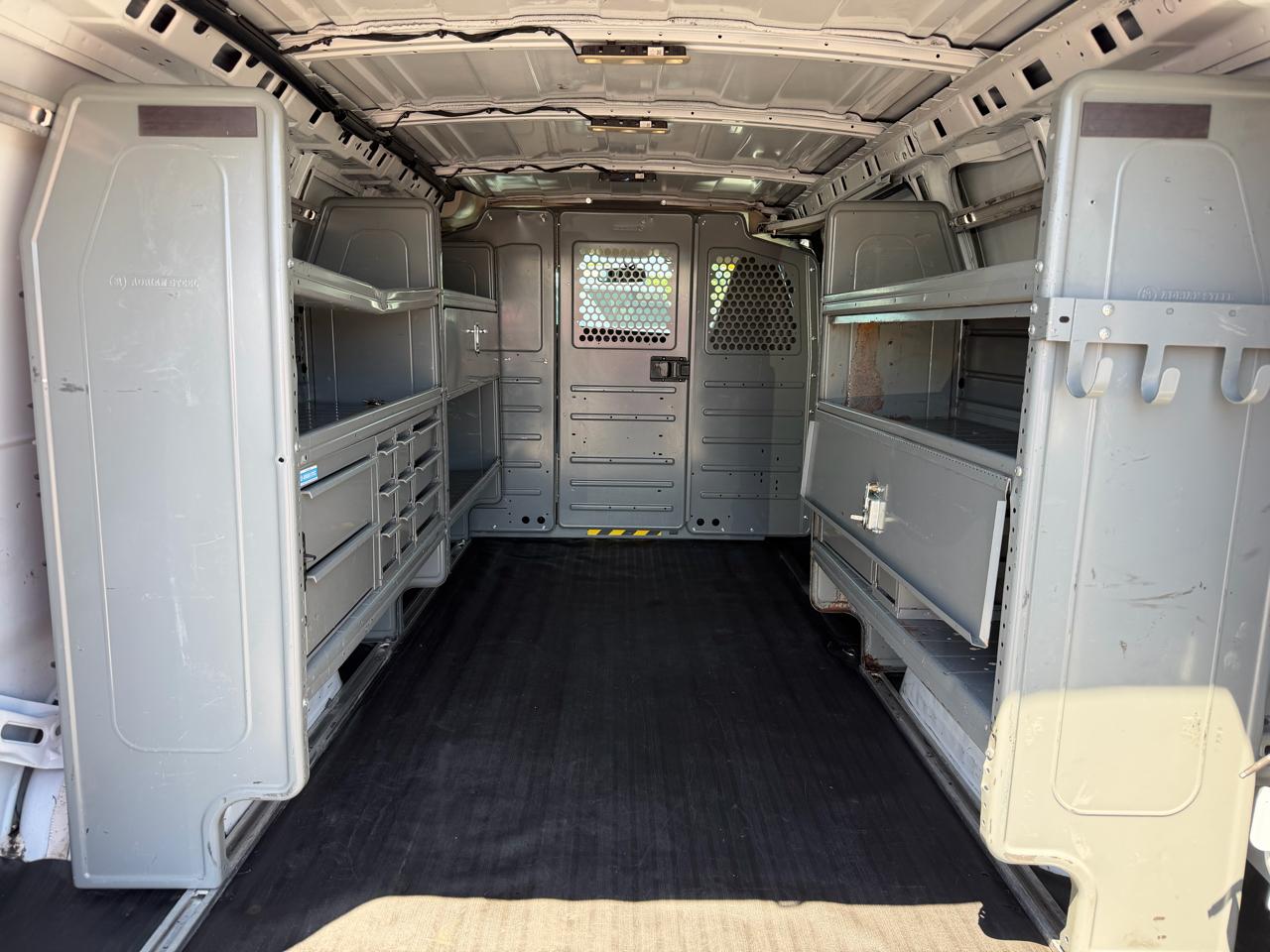 Chevrolet Express Cargo Van RWD 2500 135" 2021