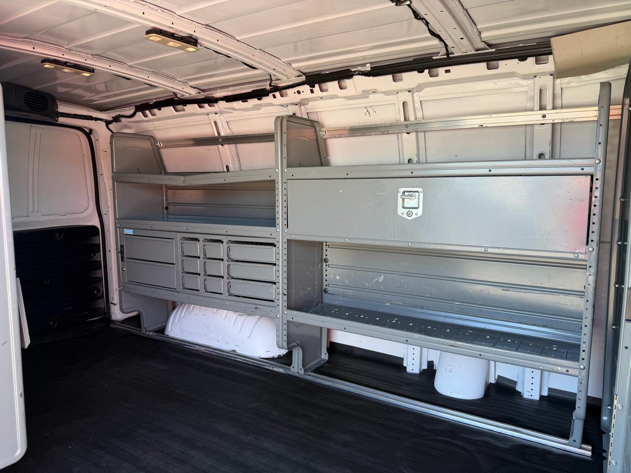 Chevrolet Express Cargo Van RWD 2500 135" 2021