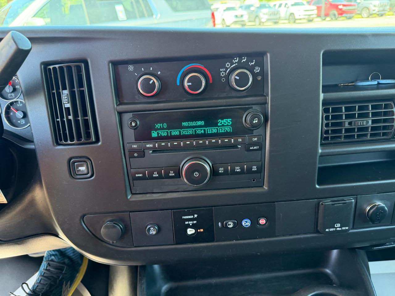 Chevrolet Express Cargo Van RWD 2500 135" 2021