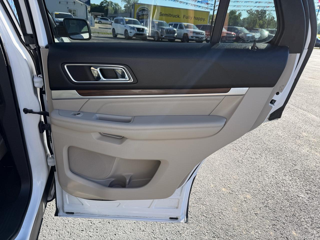 Ford Explorer Limited 4WD 2018