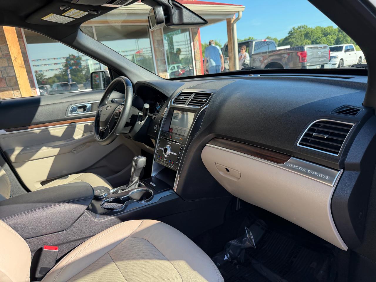 Ford Explorer Limited 4WD 2018