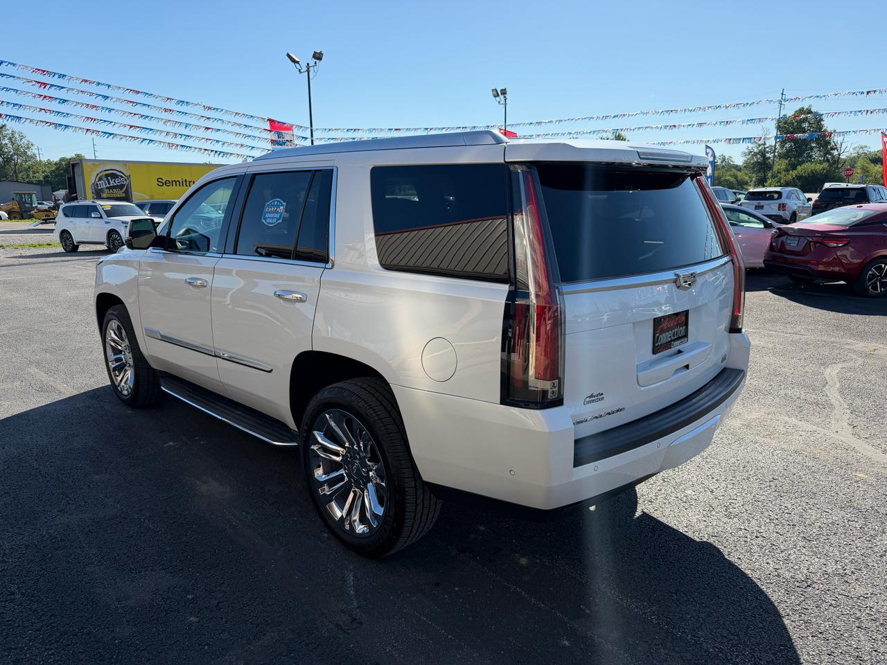 Cadillac Escalade 4WD 4dr Luxury 2017