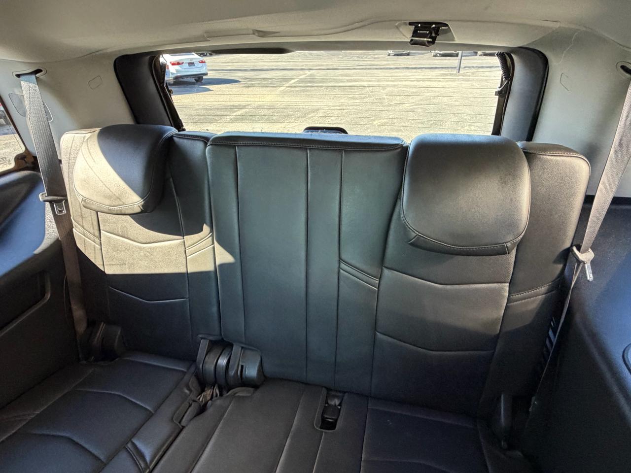 Cadillac Escalade 4WD 4dr Luxury 2017