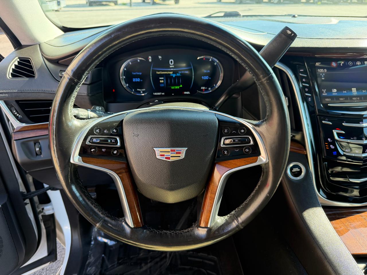 Cadillac Escalade 4WD 4dr Luxury 2017