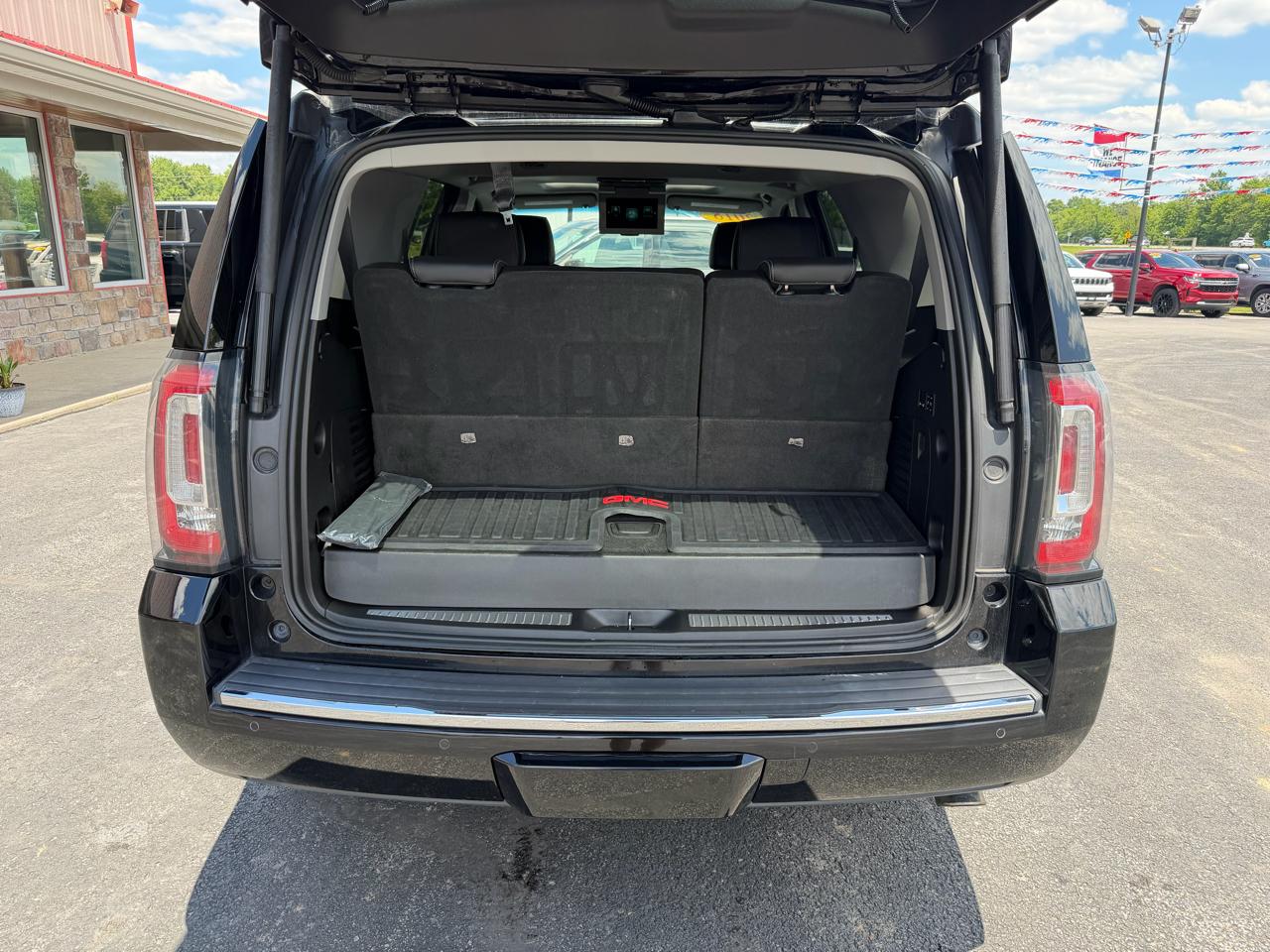 GMC Yukon 4WD 4dr Denali 2018