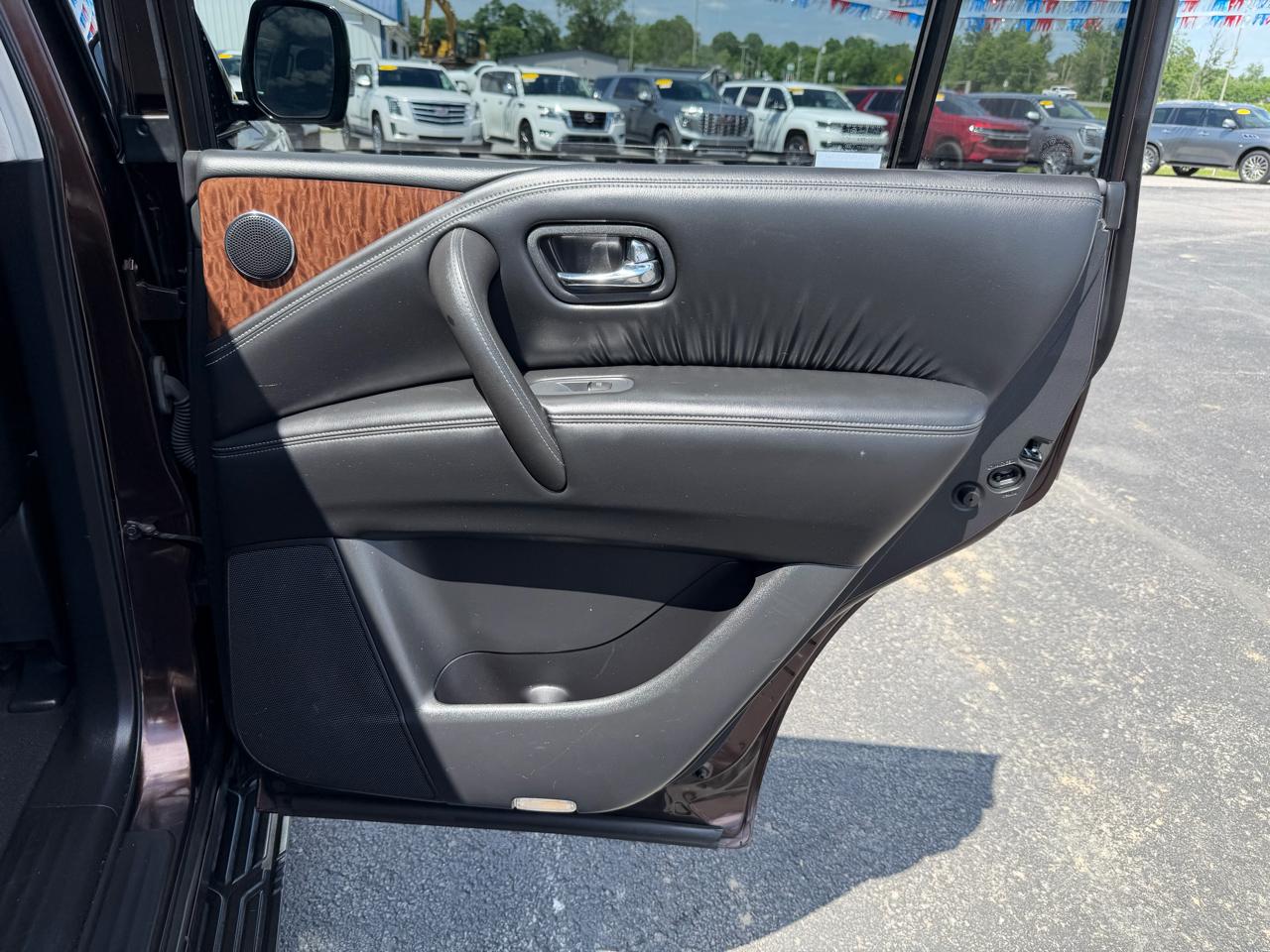 Nissan Armada 4x4 Platinum 2017