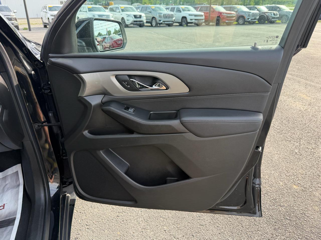 Chevrolet Traverse AWD 4dr LT Cloth w/1LT 2023
