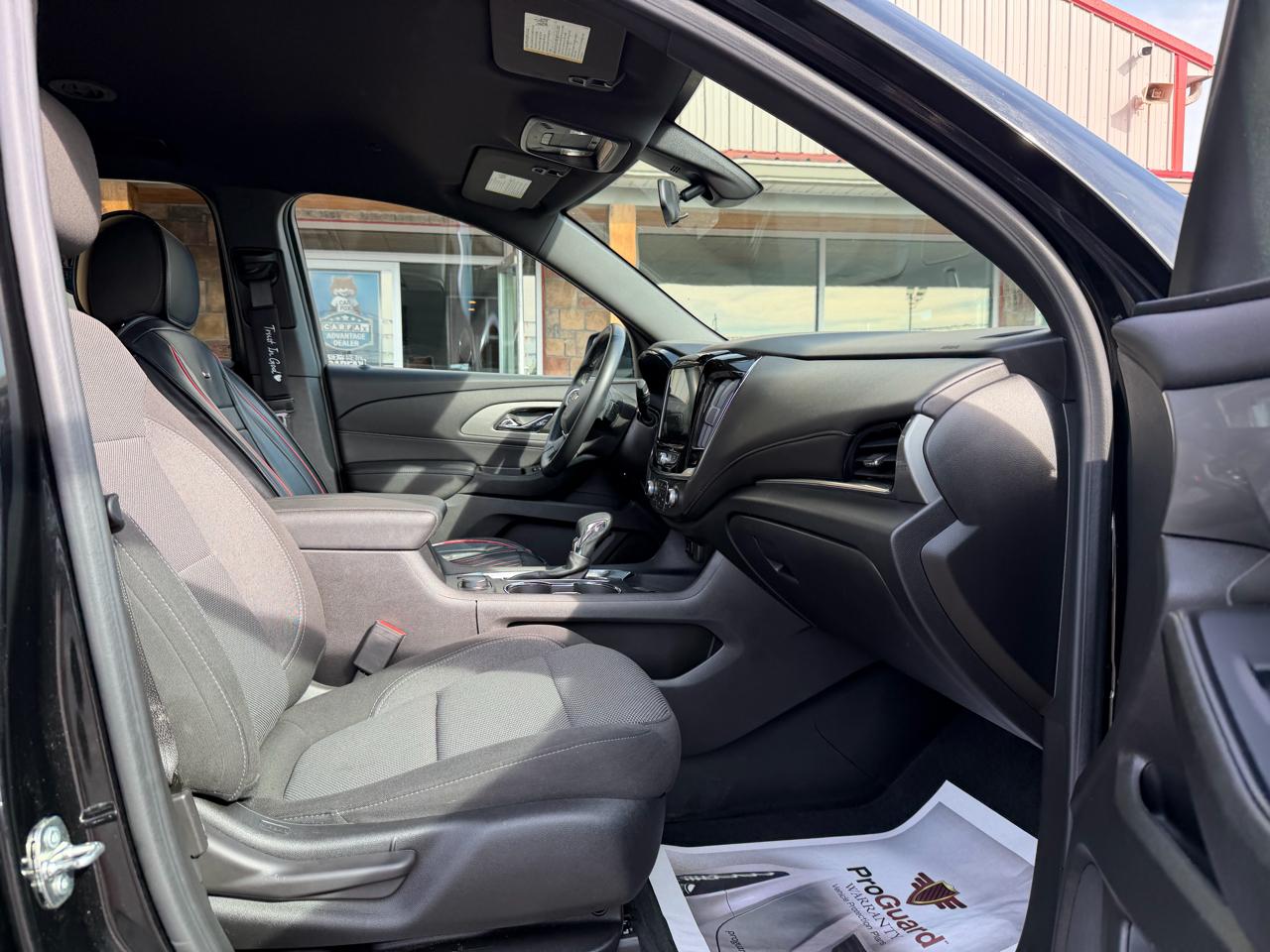 Chevrolet Traverse AWD 4dr LT Cloth w/1LT 2023