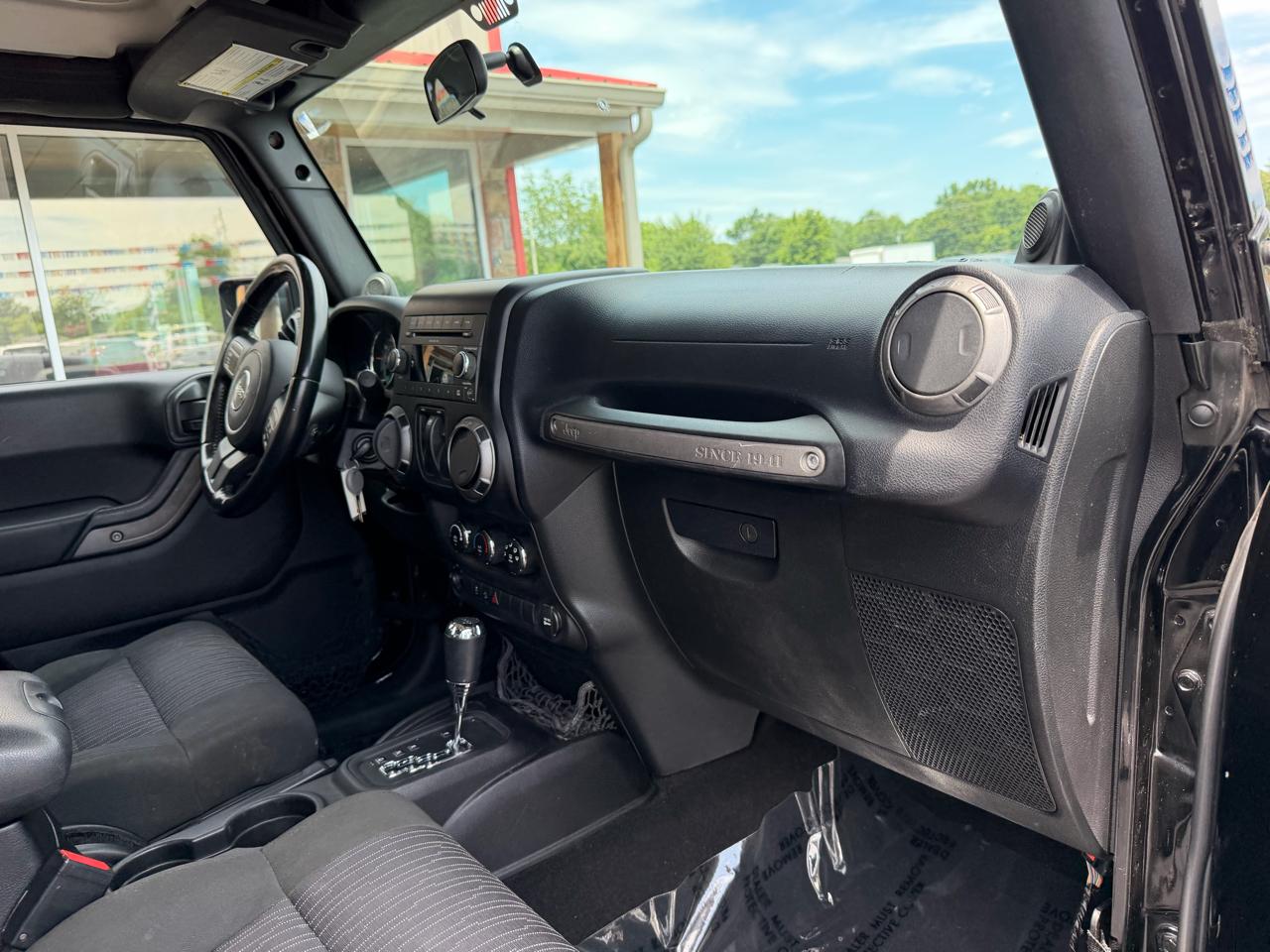 Jeep Wrangler 4WD 2dr Sport 2012