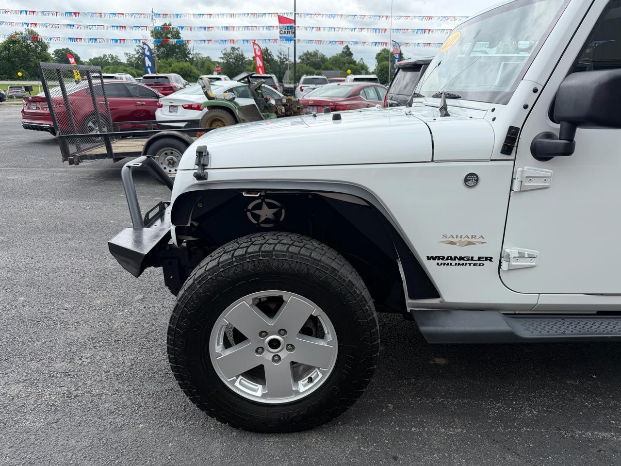Jeep Wrangler Unlimited 4WD 4dr Sahara 2012