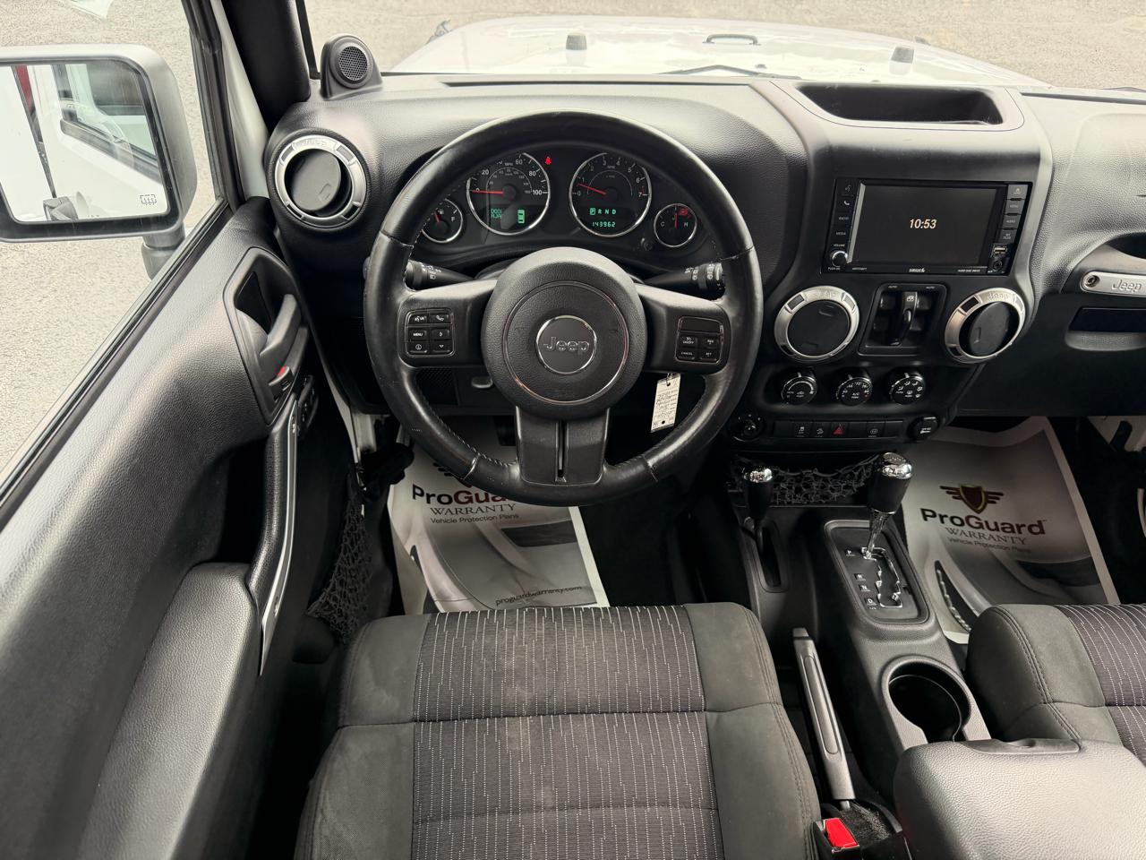 Jeep Wrangler Unlimited 4WD 4dr Sahara 2012