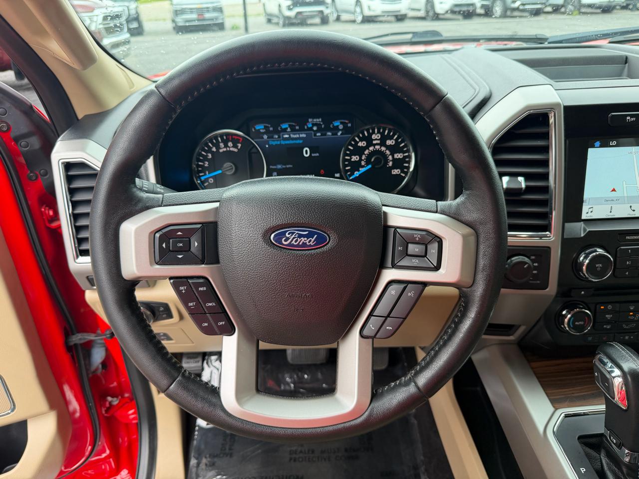 Ford F-150 4WD SuperCrew 139" Lariat 2017