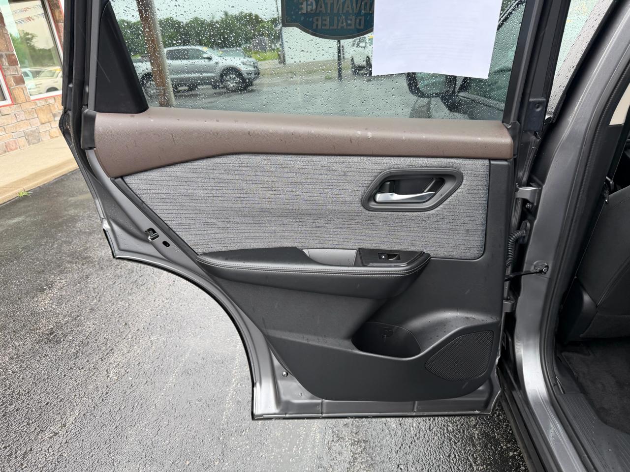Nissan Rogue AWD SV *Ltd Avail* 2023