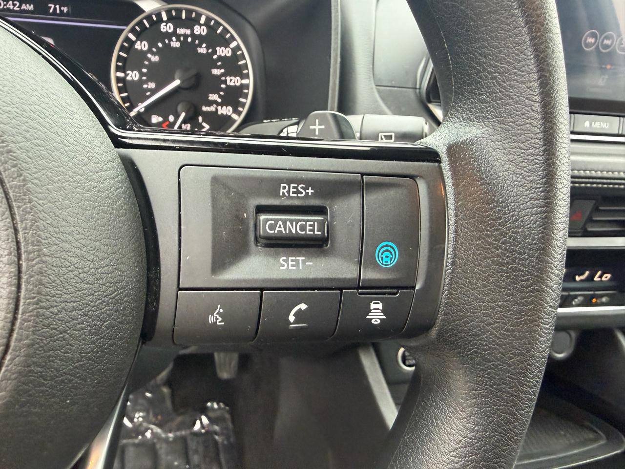 Nissan Rogue AWD SV *Ltd Avail* 2023