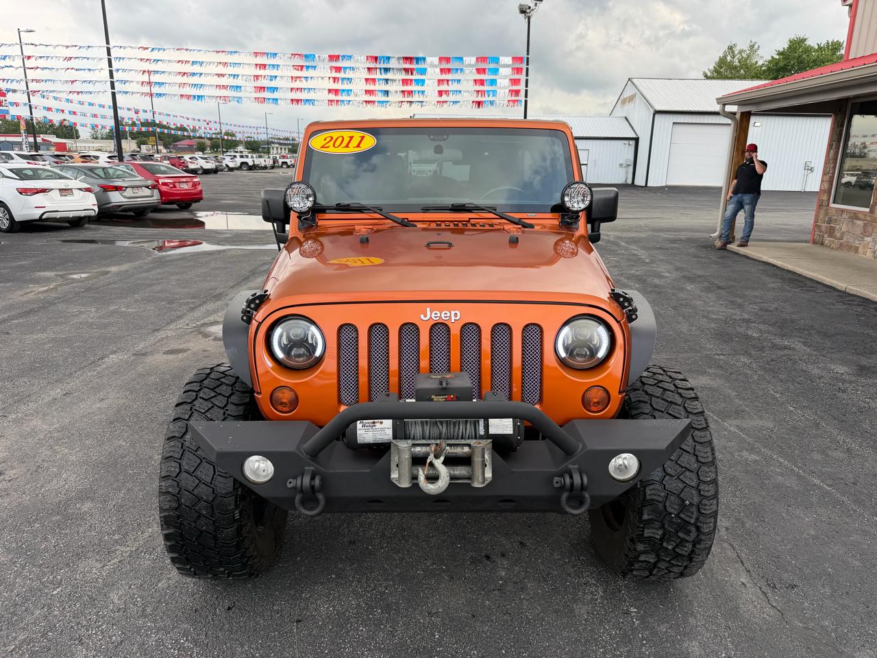 Jeep Wrangler Unlimited 4WD 4dr Sahara 2011