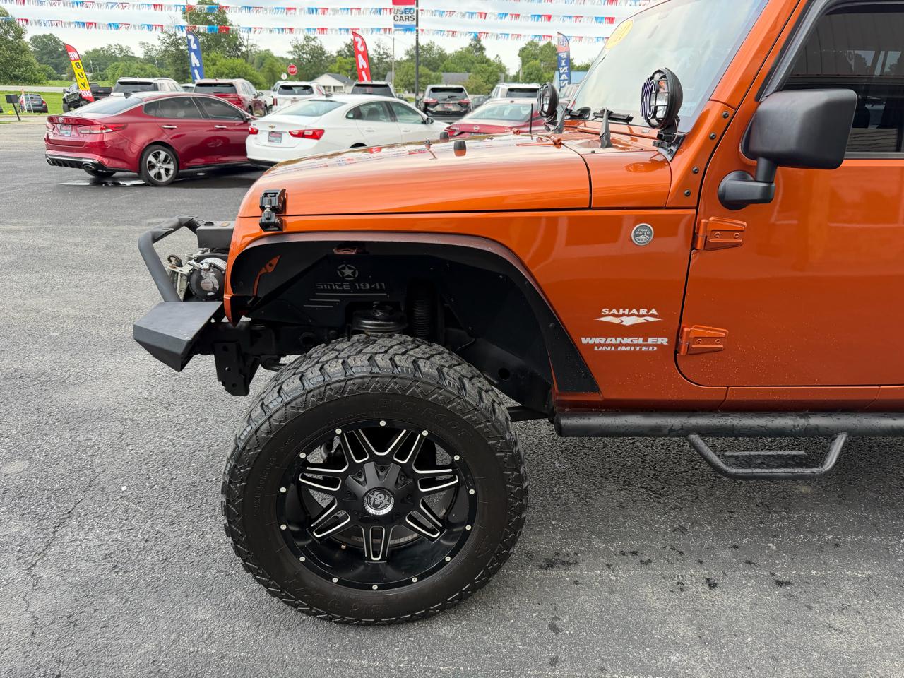 Jeep Wrangler Unlimited 4WD 4dr Sahara 2011