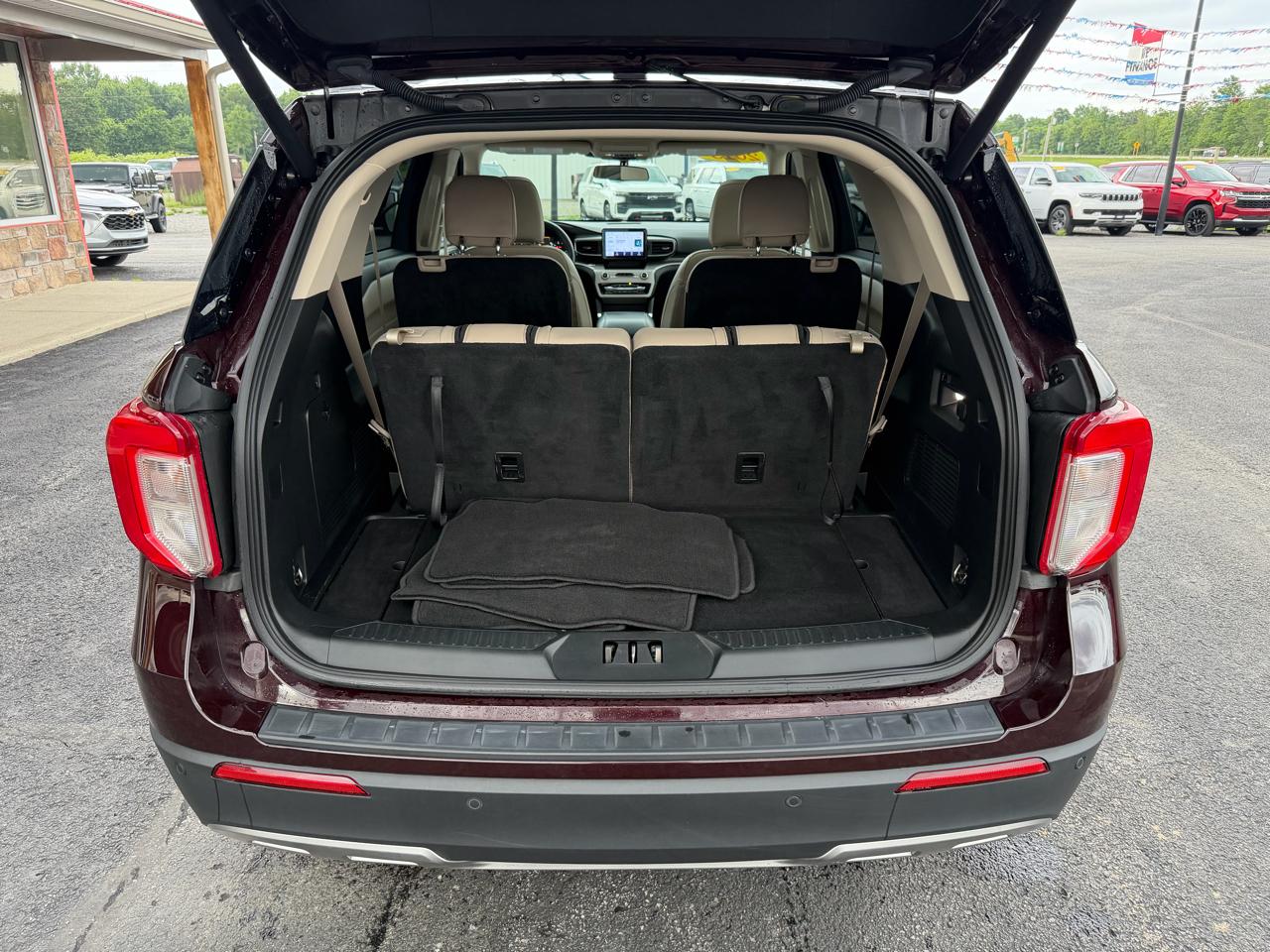 Ford Explorer XLT 2023