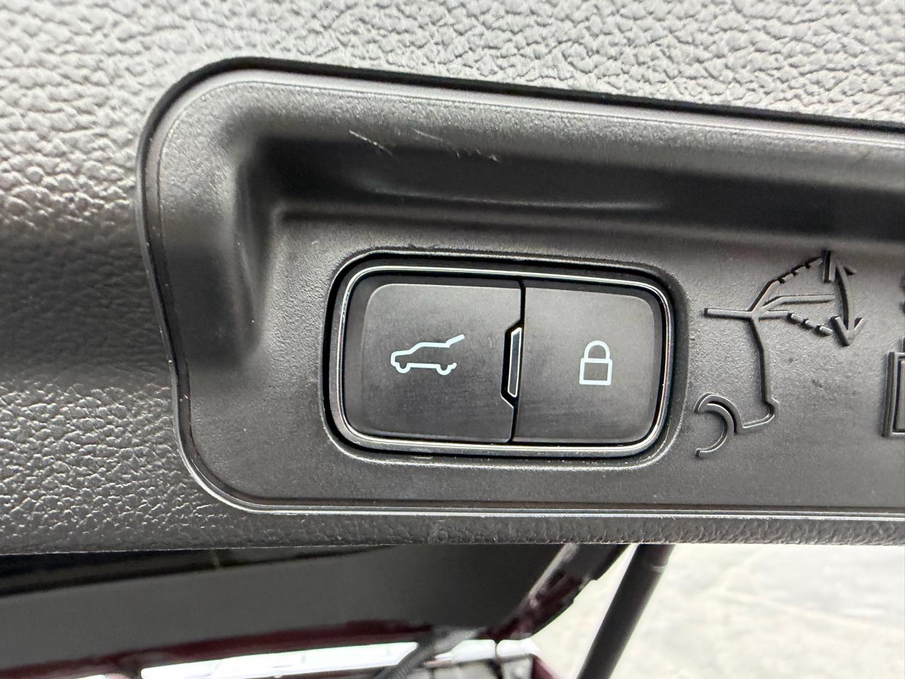 Ford Explorer XLT 2023