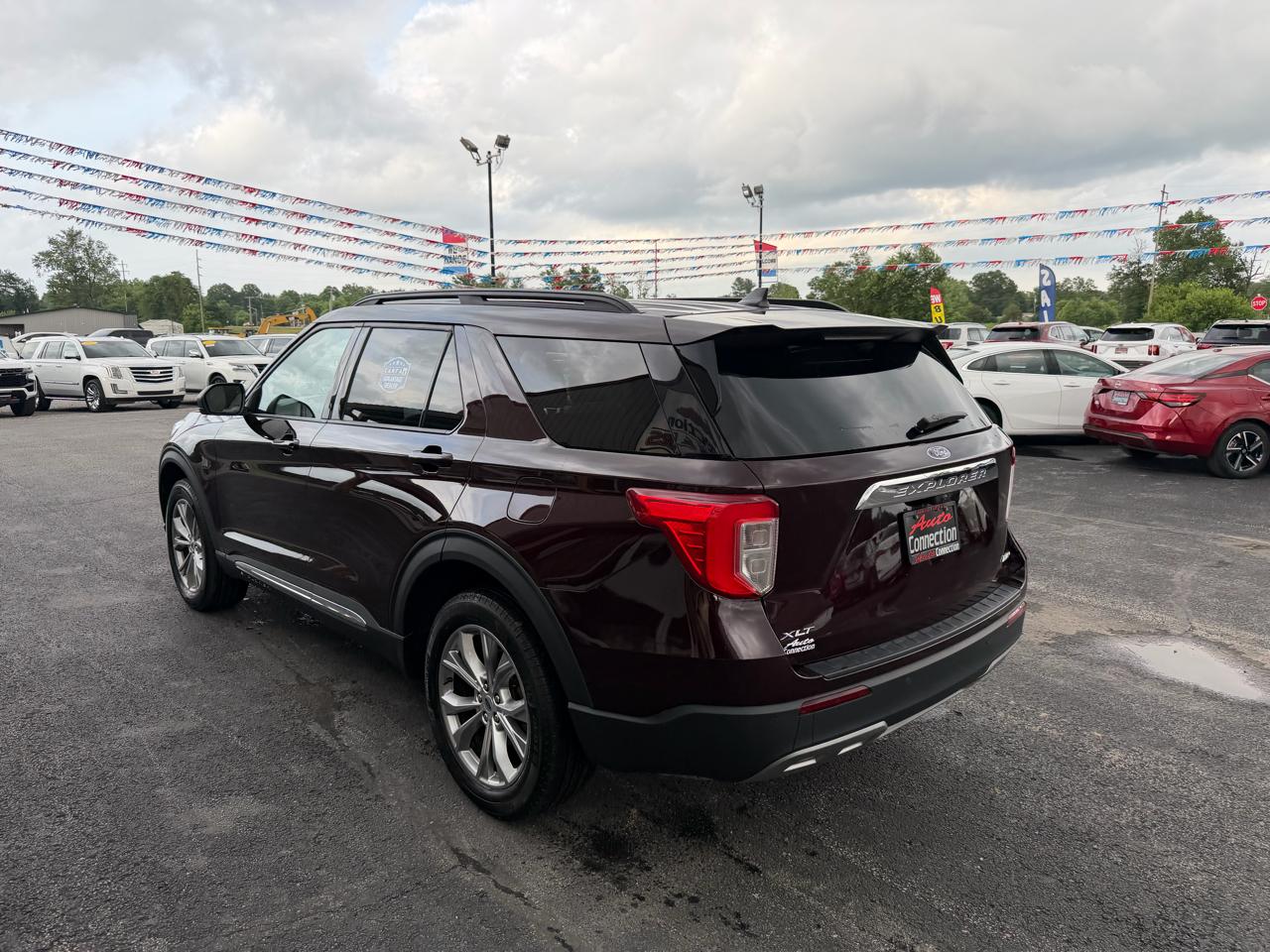 Ford Explorer XLT 2023
