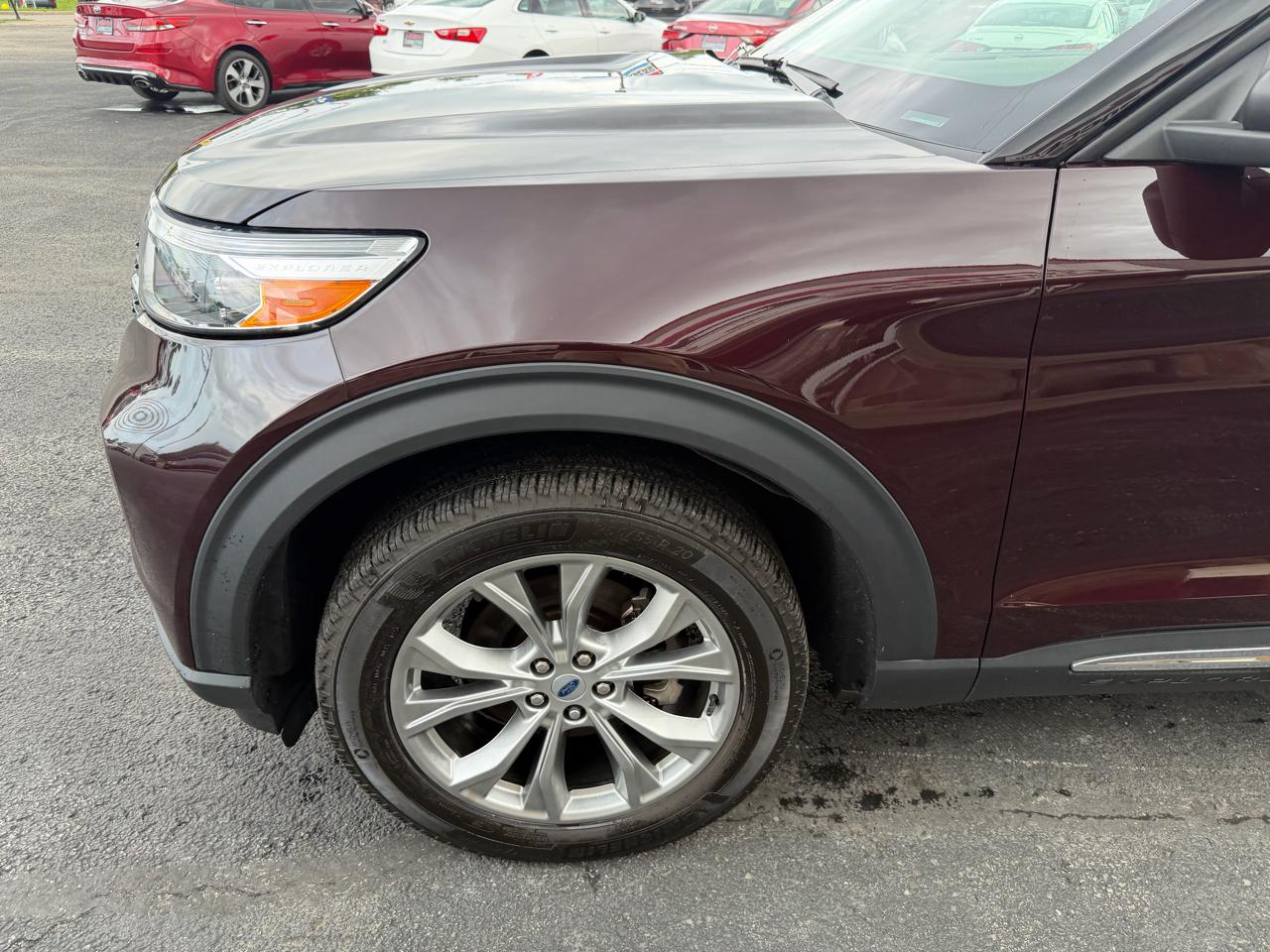 Ford Explorer XLT 2023