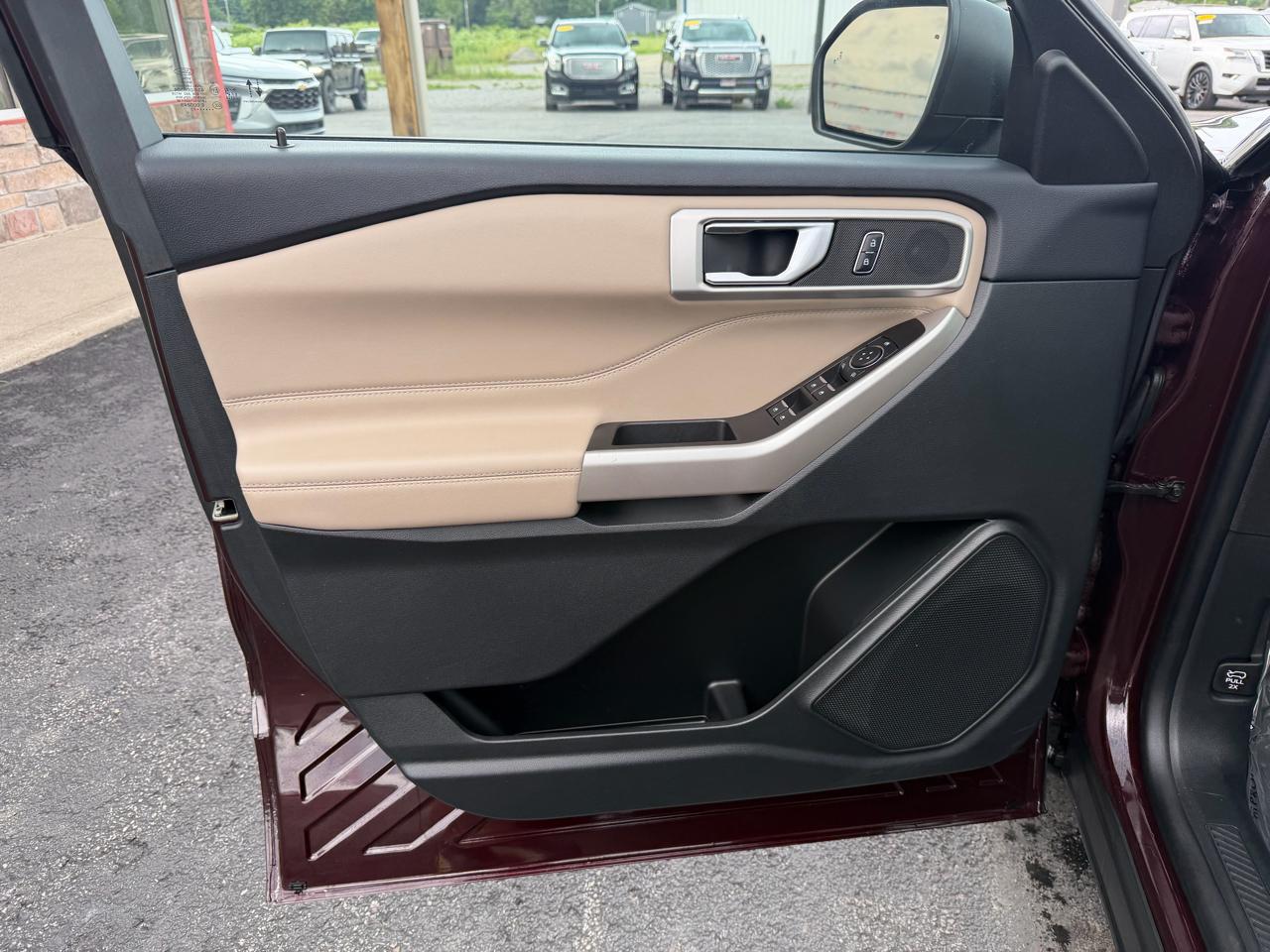 Ford Explorer XLT 2023