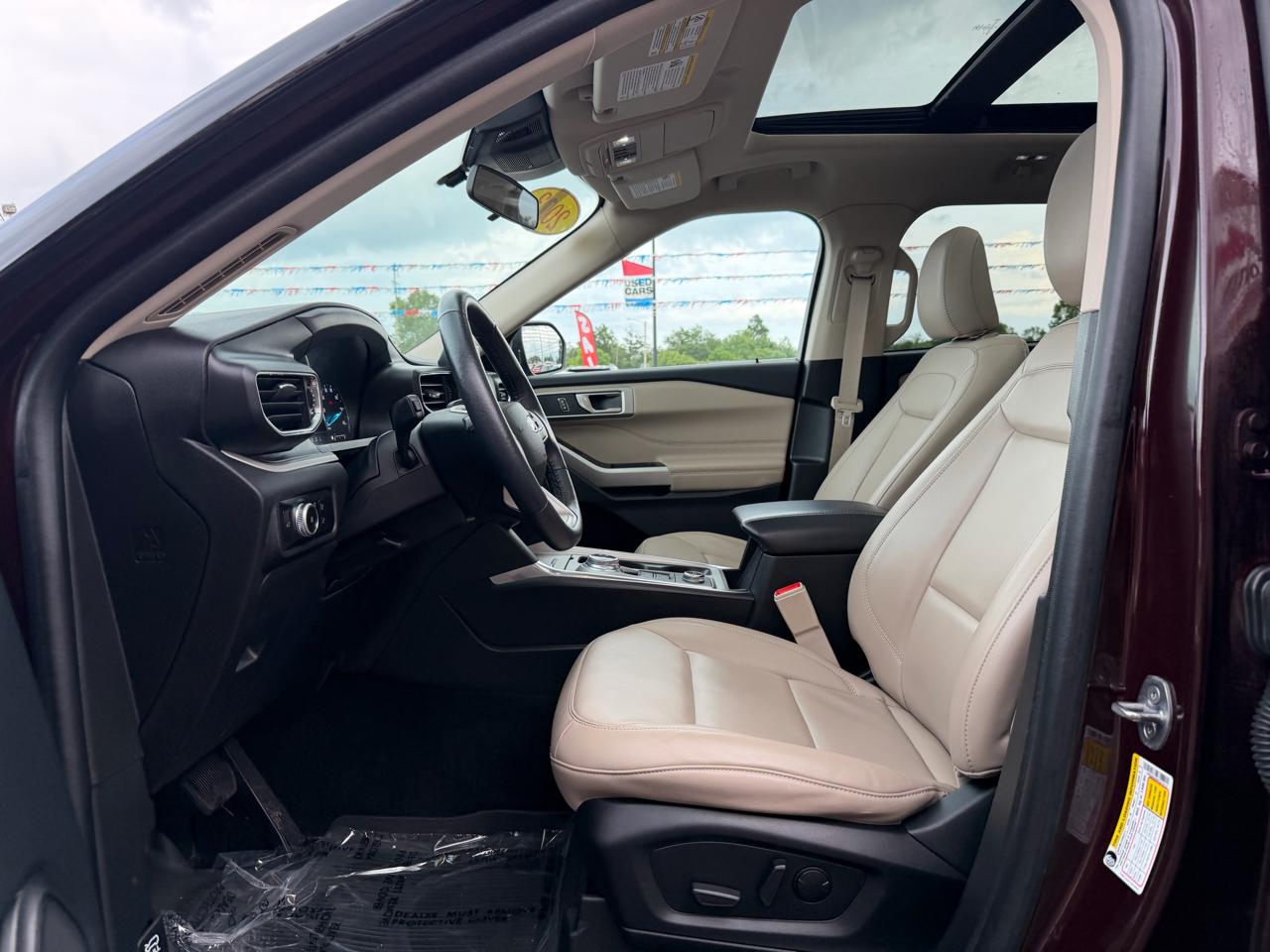 Ford Explorer XLT 2023