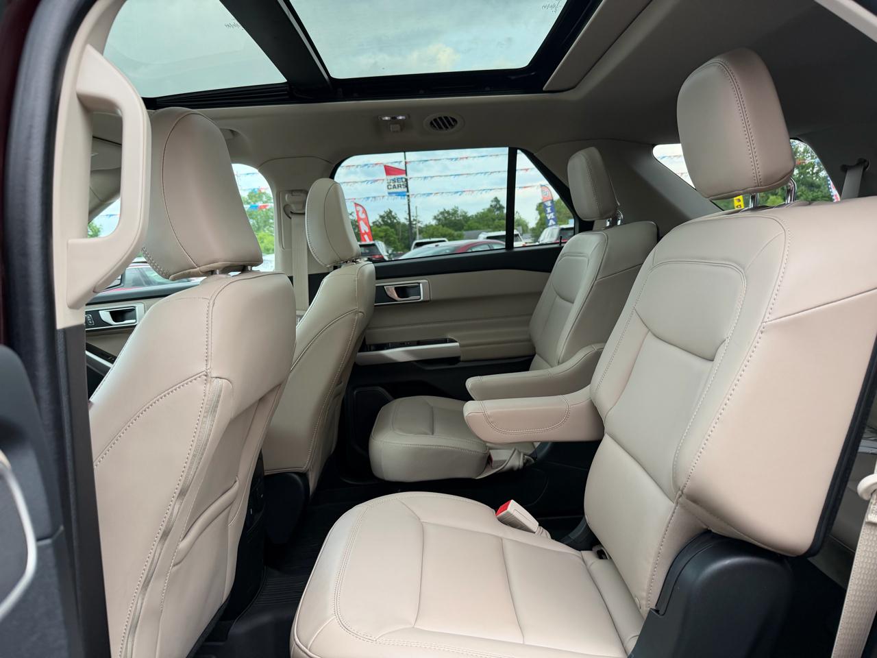 Ford Explorer XLT 2023