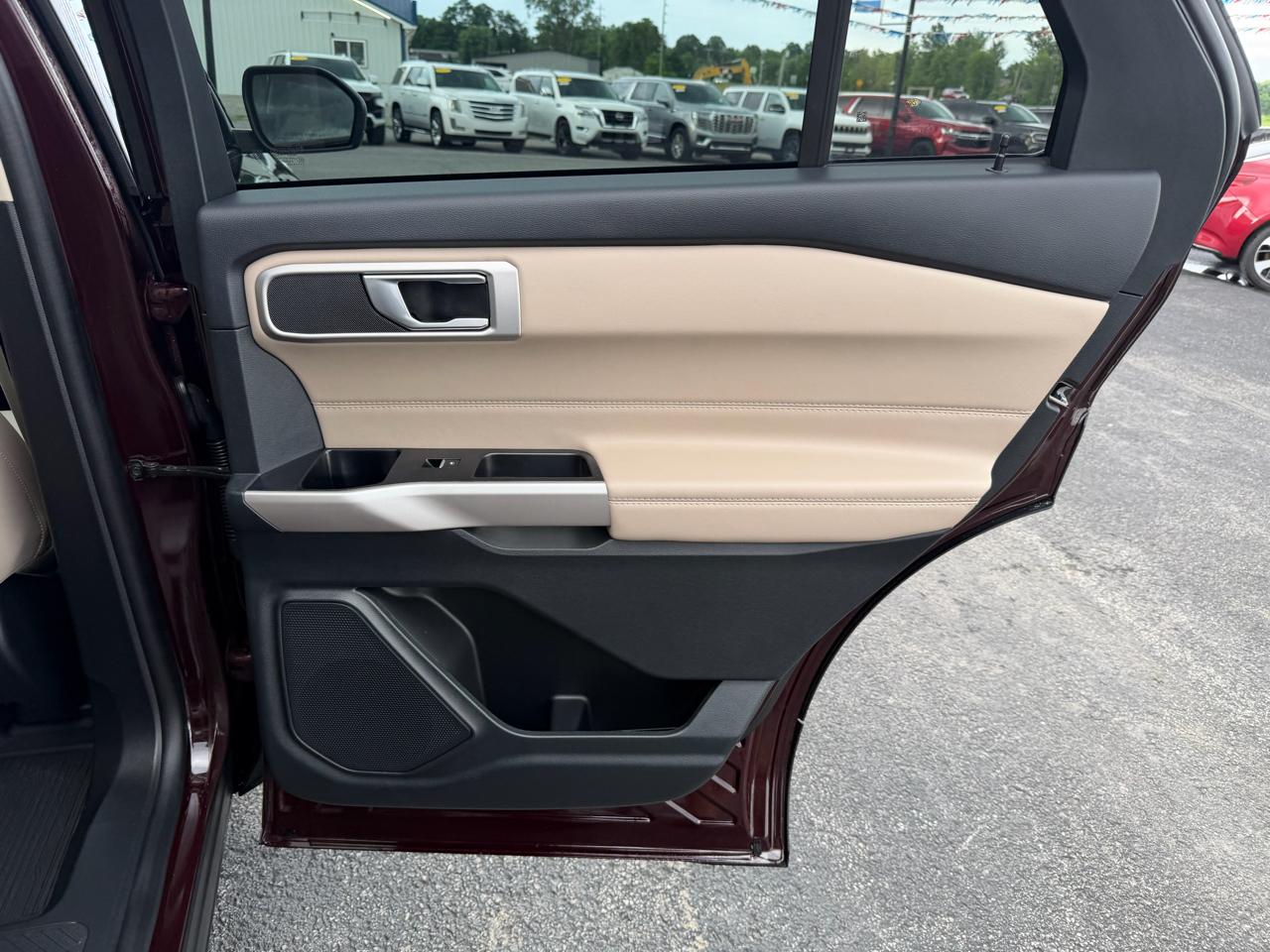 Ford Explorer XLT 2023