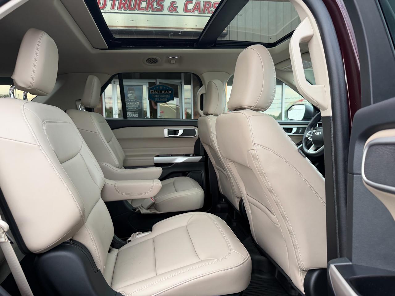 Ford Explorer XLT 2023