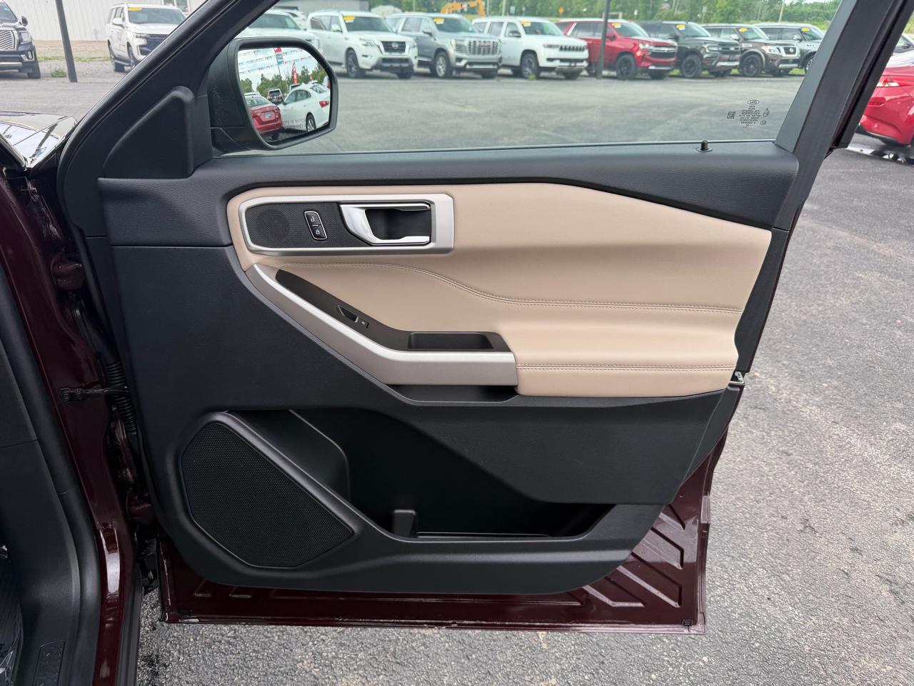 Ford Explorer XLT 2023