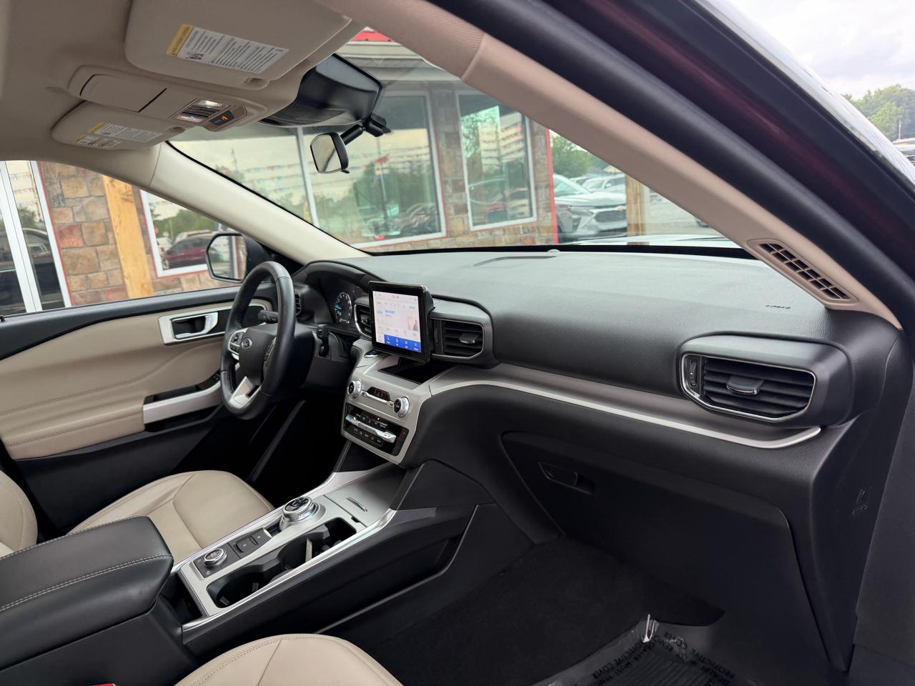 Ford Explorer XLT 2023