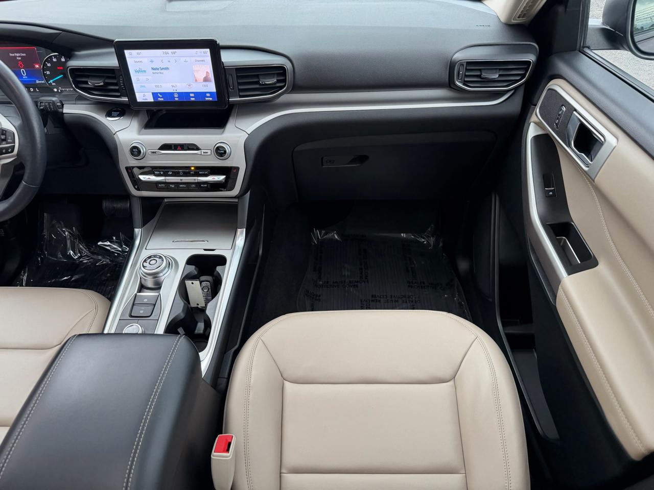 Ford Explorer XLT 2023
