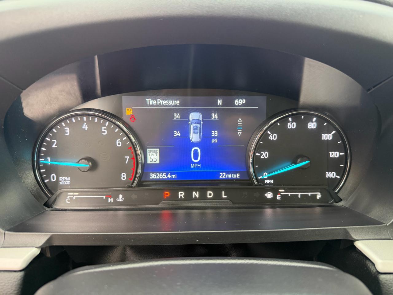 Ford Explorer XLT 2023