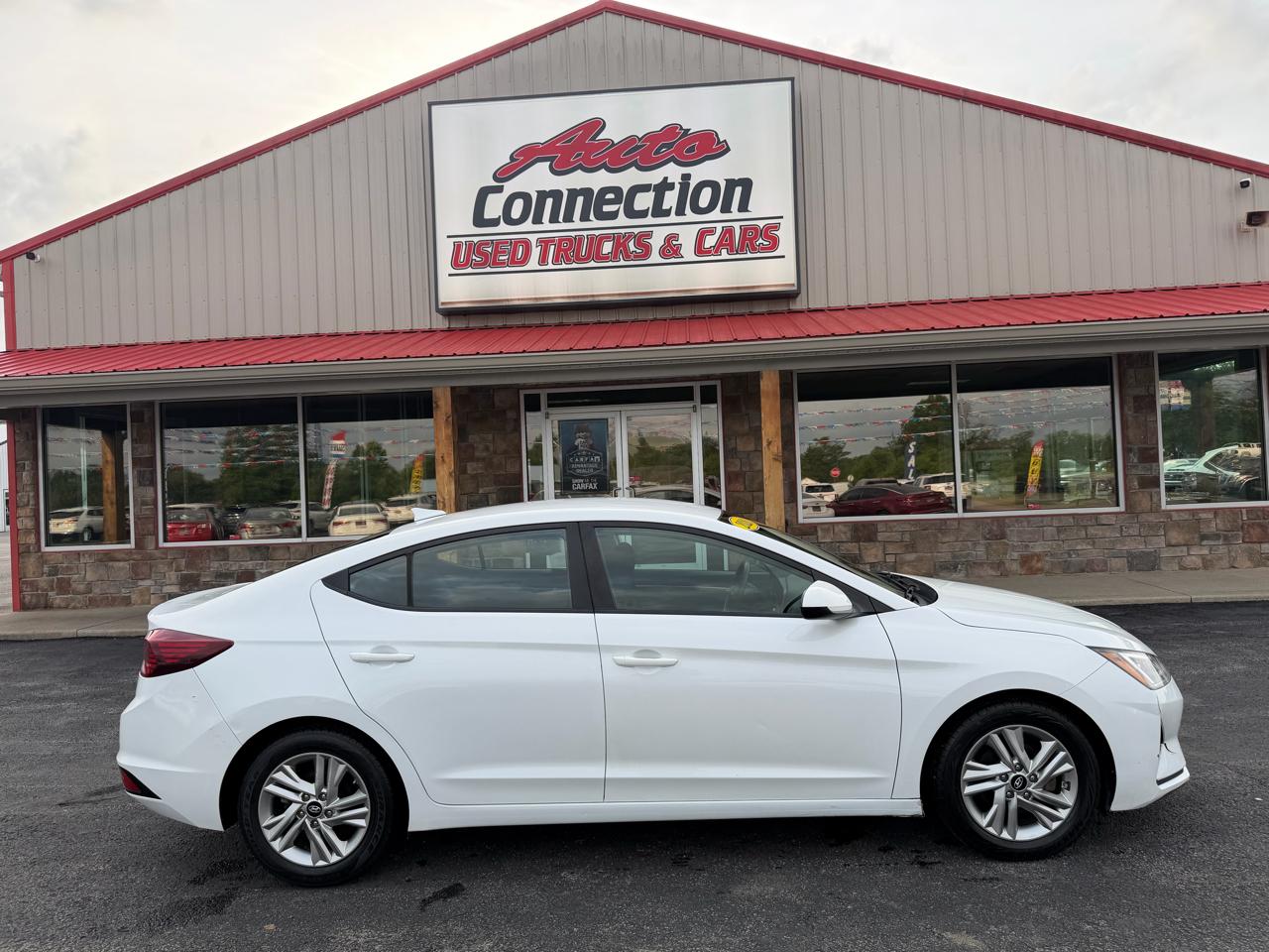 Hyundai Elantra SEL IVT 2020
