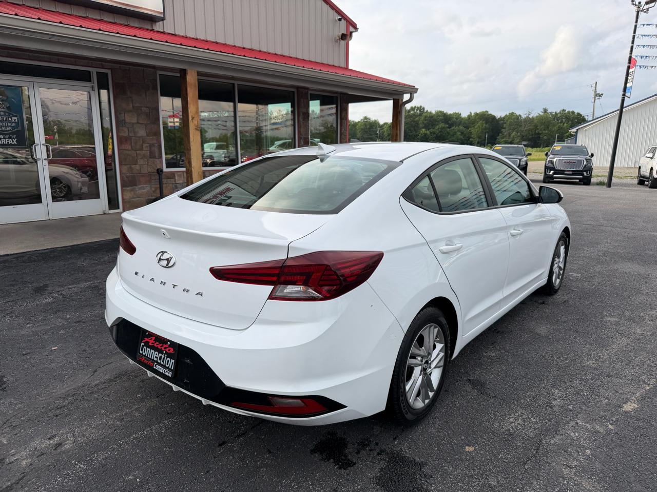 Hyundai Elantra SEL IVT 2020