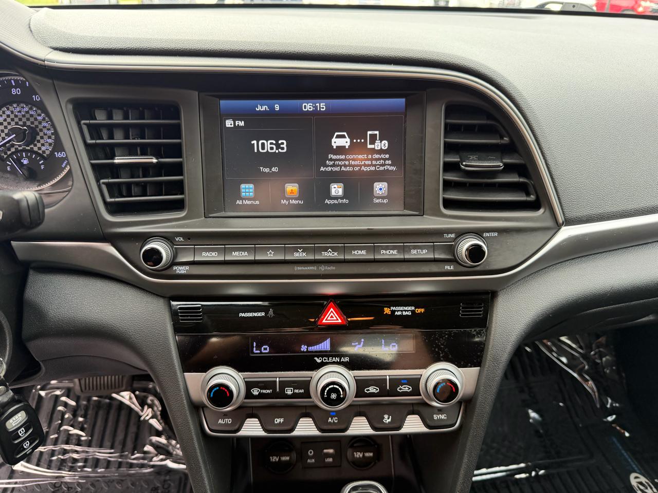 Hyundai Elantra SEL IVT 2020