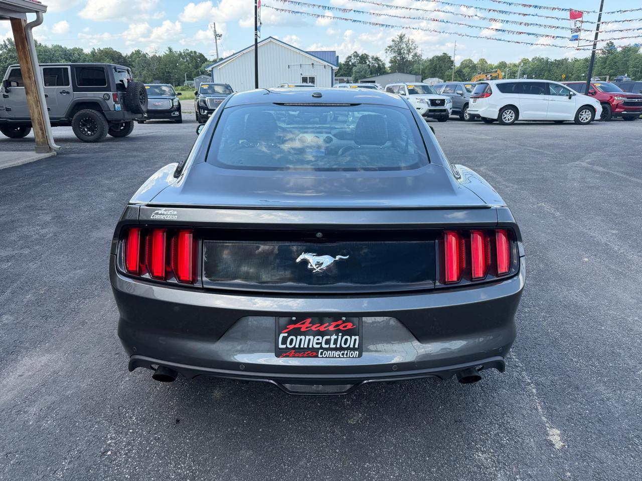 Ford Mustang 2dr Fastback EcoBoost 2016