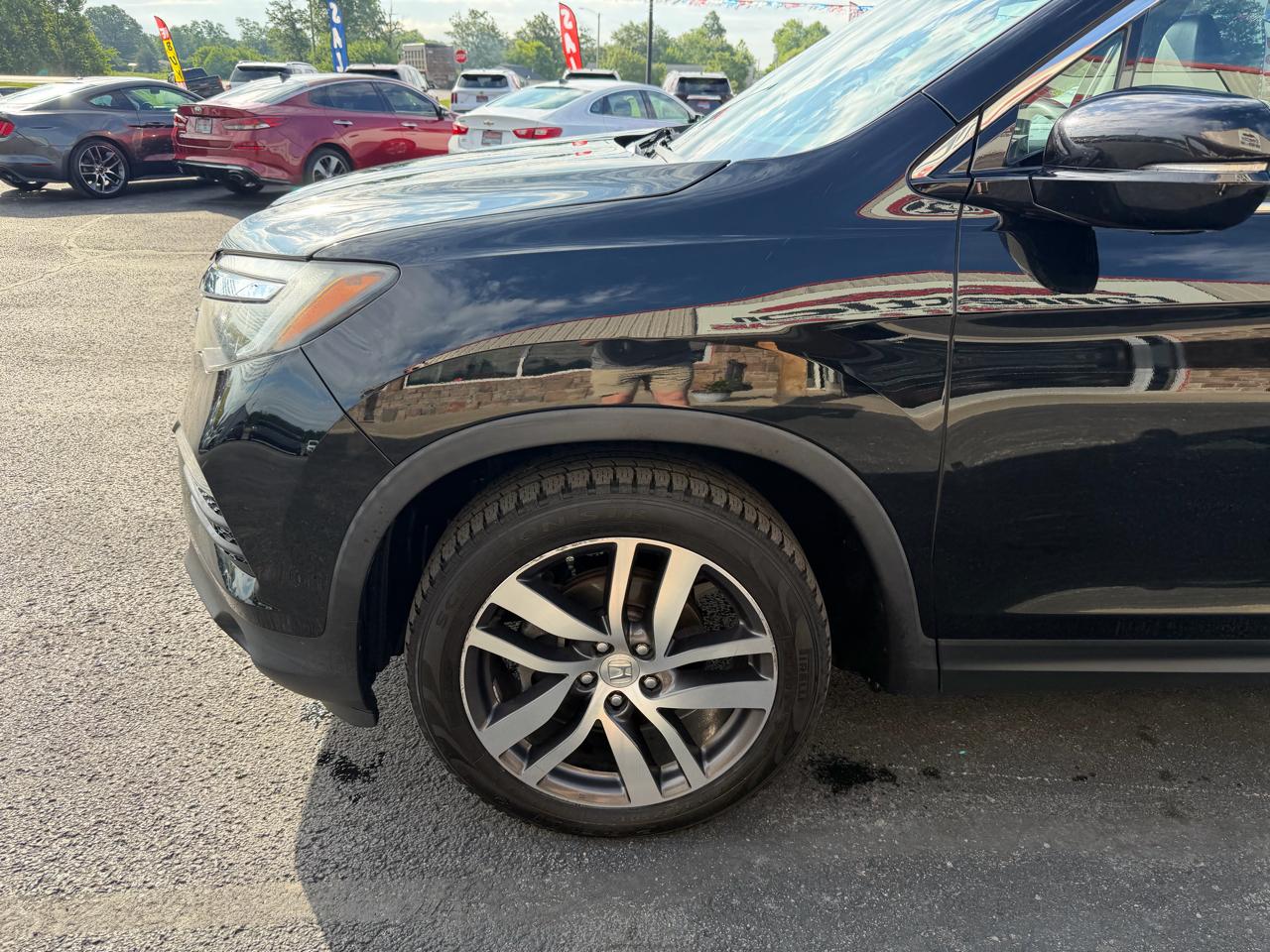 Honda Pilot AWD 4dr Elite w/RES & Navi 2016