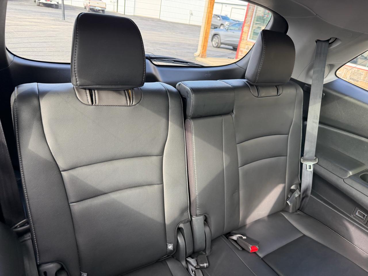 Honda Pilot AWD 4dr Elite w/RES & Navi 2016