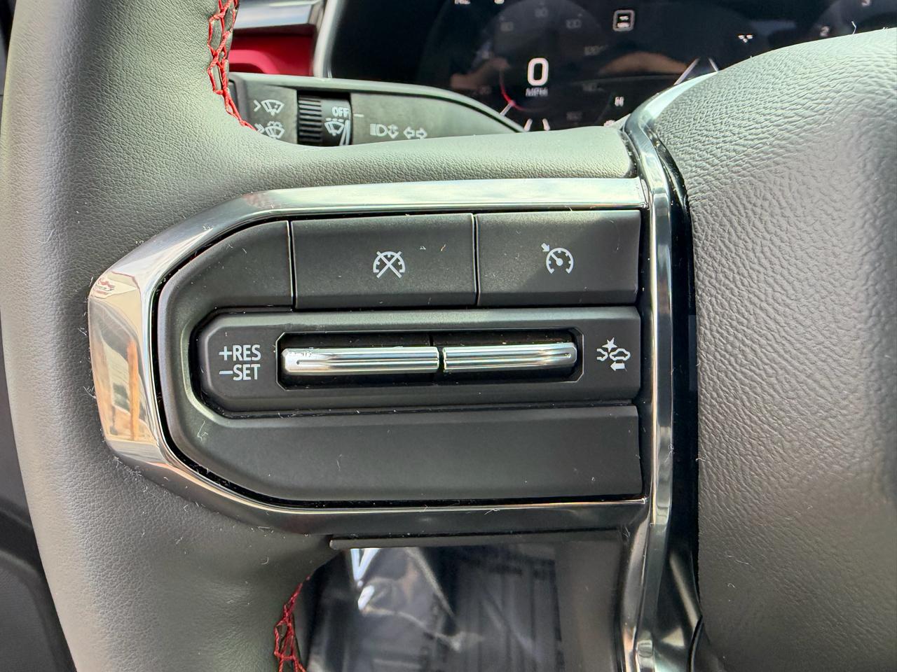 GMC Canyon 4WD Crew Cab AT4X 2024