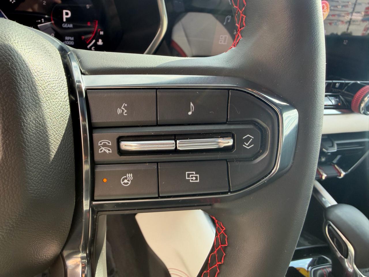 GMC Canyon 4WD Crew Cab AT4X 2024