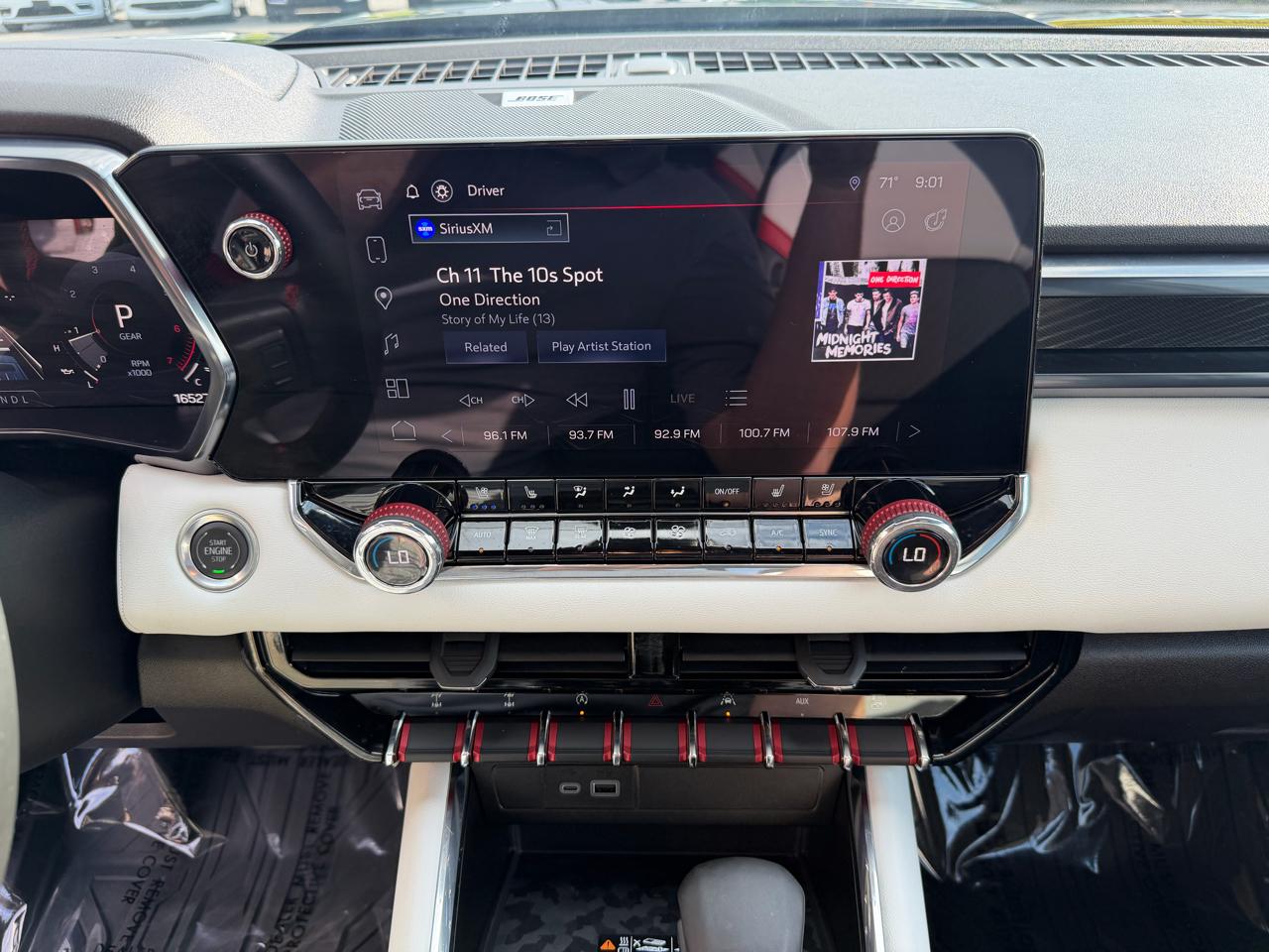 GMC Canyon 4WD Crew Cab AT4X 2024