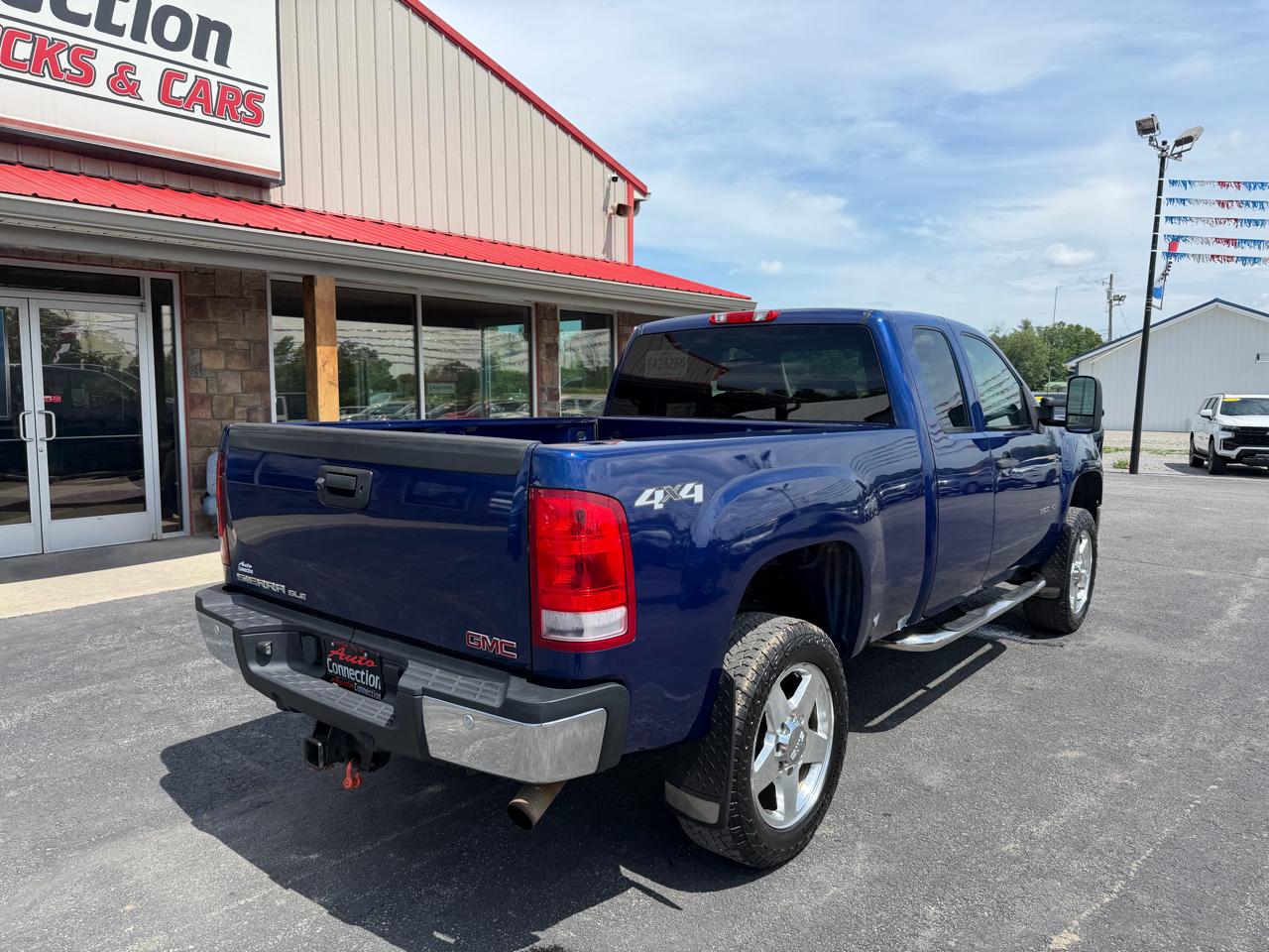 GMC Sierra 2500HD 4WD Ext Cab 144.2" SLE 2013