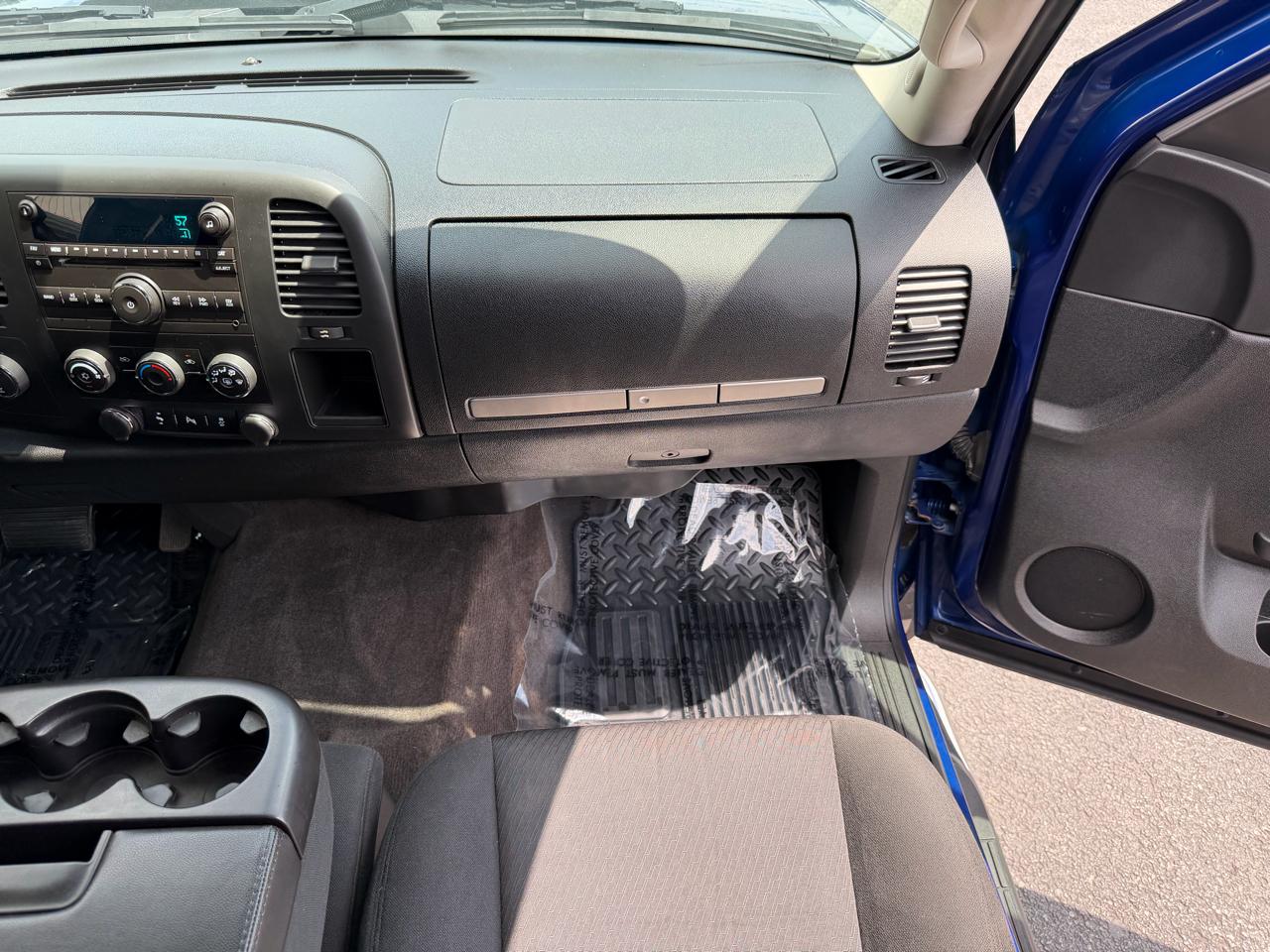 GMC Sierra 2500HD 4WD Ext Cab 144.2" SLE 2013