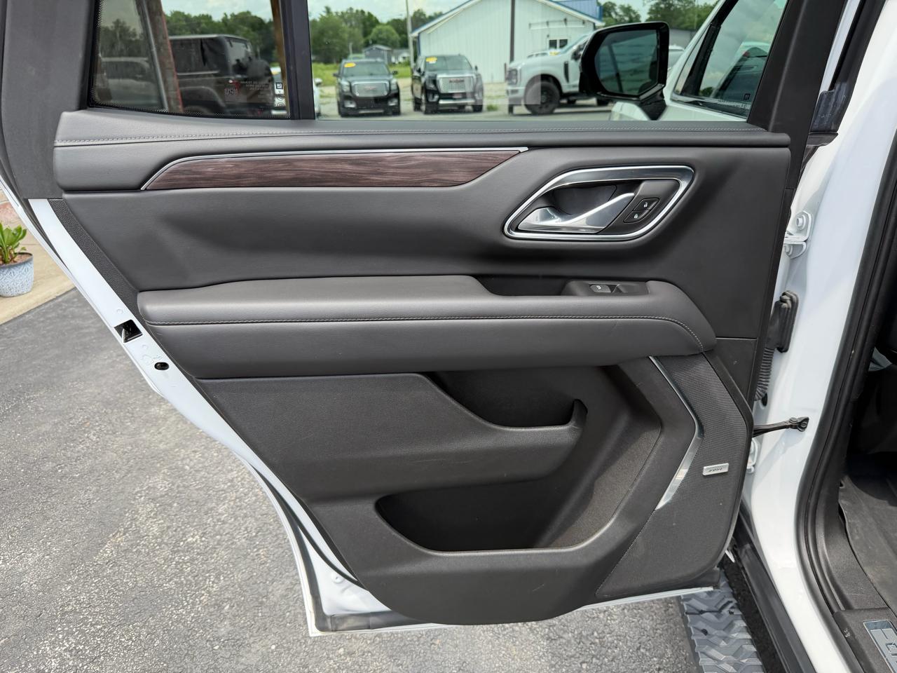 Chevrolet Tahoe 4WD 4dr Z71 2023